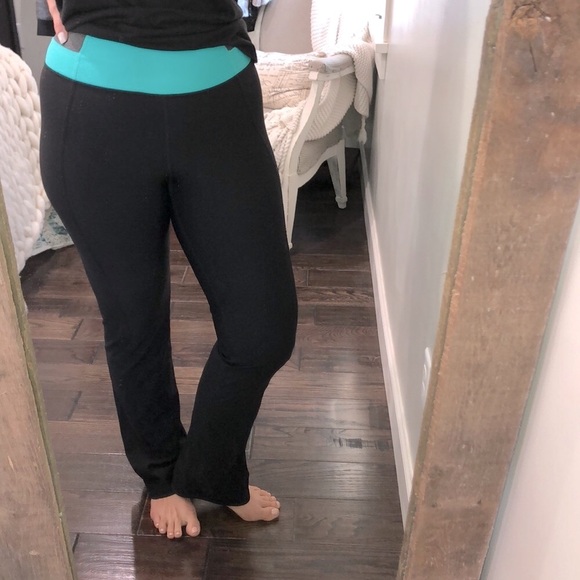 Xersion medium slim fit black yoga/fitness pants - Picture 1 of 6